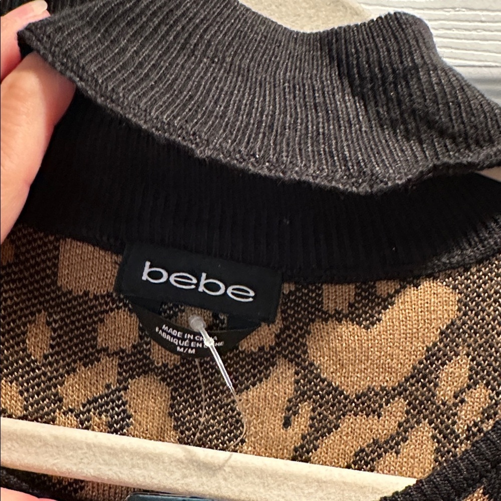 NWT! Bebe Basic Cheetah Rhinestone Logo Cutout Mo… - image 2